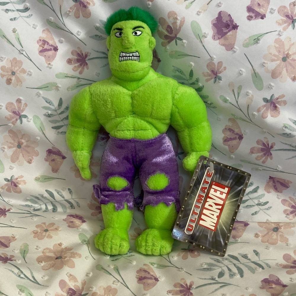 NWT Marvel Comics INCREDIBLE HULK Small Plush Doll from 2001
